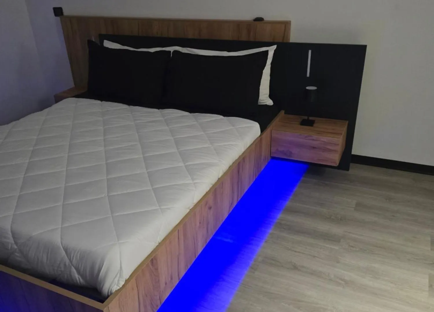 Royal B&B Lonate Pozzolo Apartment